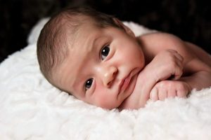 newborn-baby-990691_1280
